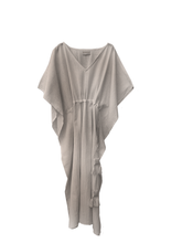 Load image into Gallery viewer, Balance kaftan cotton / sand natural dyed / free size
