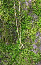 Load image into Gallery viewer, Time to time Vegan sign sliver 925 gold plated malachite/lapis necklace
