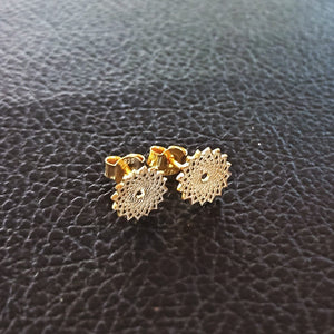 Dosha (Vata, Pitta, Kapha) silver 925 gold plated studs