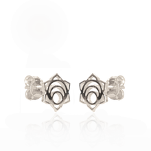 Load image into Gallery viewer, Simplicity chakra silver 925 studs
