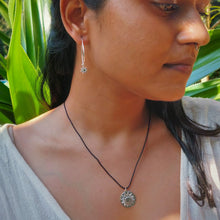 Load image into Gallery viewer, Sun power silver 925 (gold plated) thread necklace
